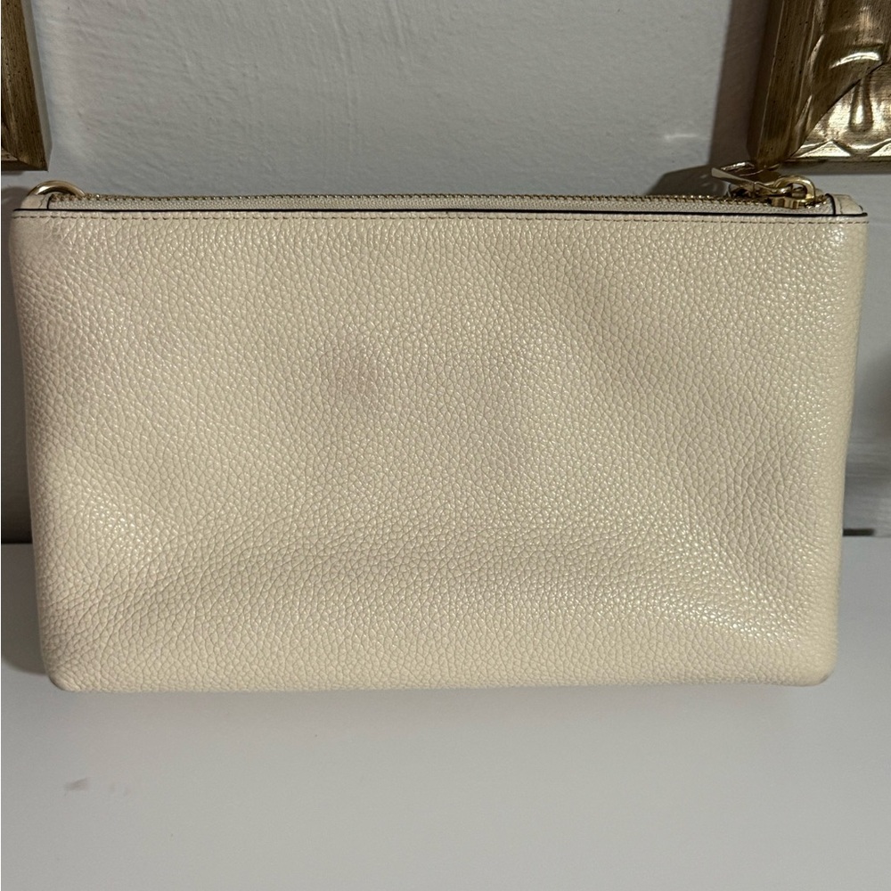 COACH Chalk Double Zip Lyla Purse/Wristlet Set with Bear Charm - Picture 4 of 16